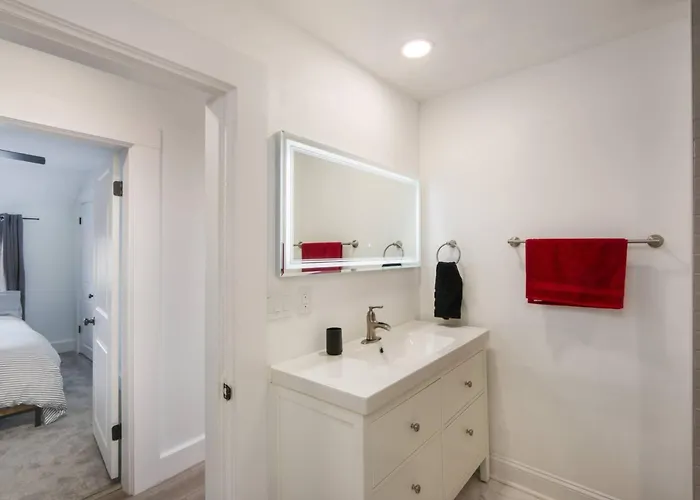 Holiday home 5th Street Retreat Private Osu, Short North *