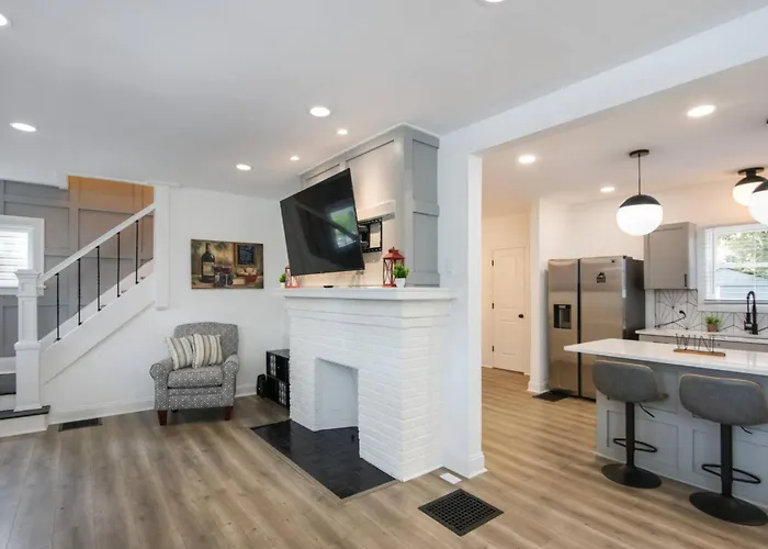 5th Street Retreat Private Osu, Short North Holiday home Columbus